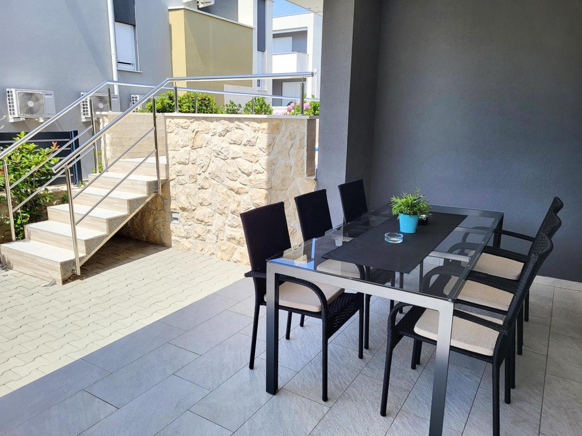 Villa Lumada Pool Apartments Novalja Eksteriør billede