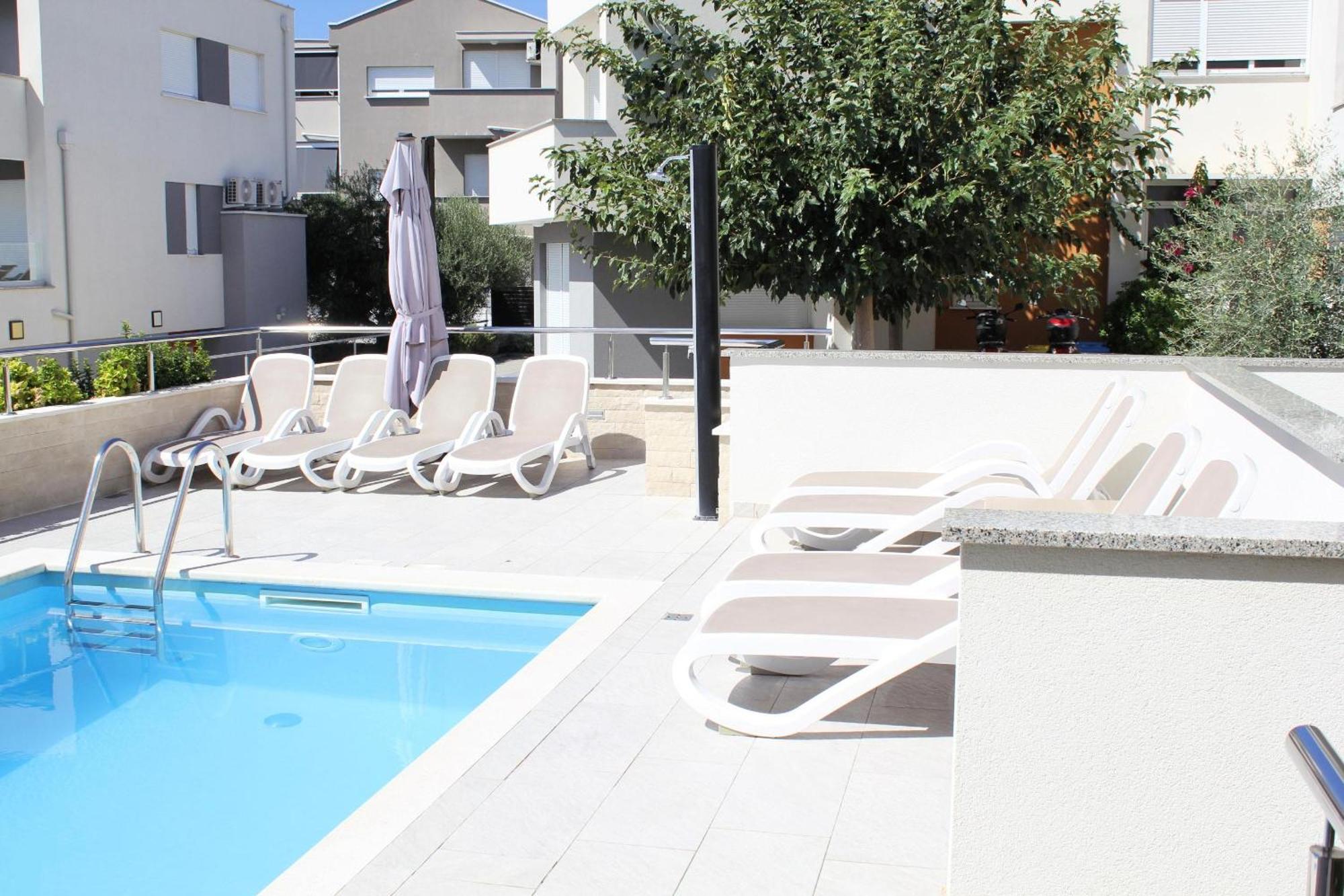 Villa Lumada Pool Apartments Novalja Eksteriør billede